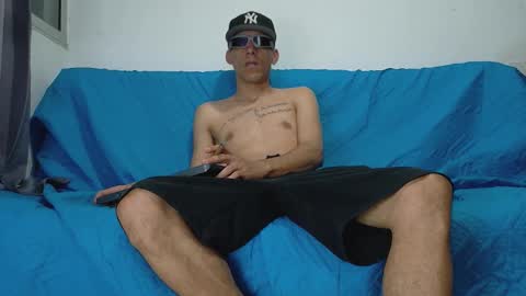 evil_boss1 online show from June 3, 2:57 am