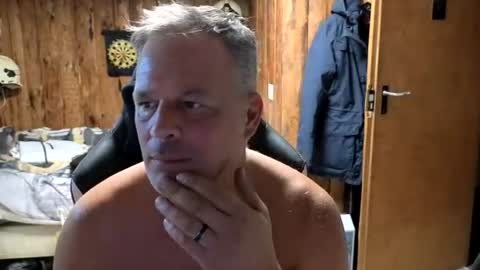 exibe1219 online show from August 2, 1:53 pm