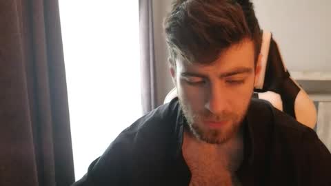 Sweetheart online show from December 15, 8:44 am