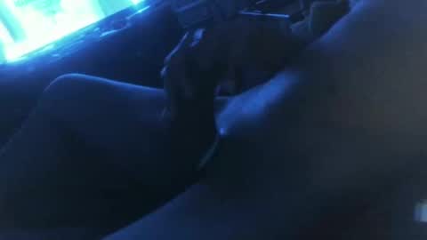 ezeddie2015 online show from February 1, 1:59 am