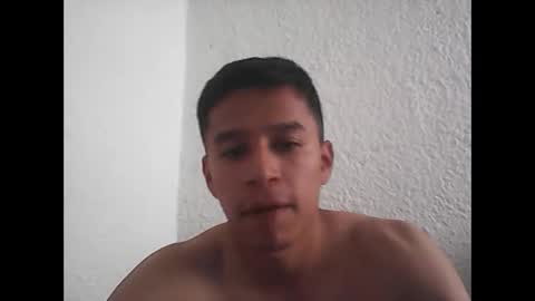 R online show from February 14, 8:59 pm