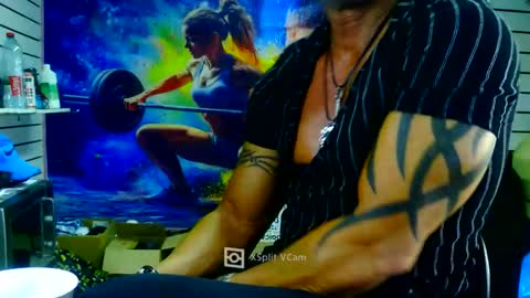 fabxxxl online show from April 15, 7:41 am