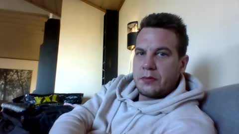 Snapshot of fack69ogsazzy69 chatting on February 10, 9:04 am Dennis online show from February 10, 9:04 am