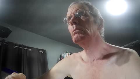 fantasyresort online show from December 15, 2:19 am