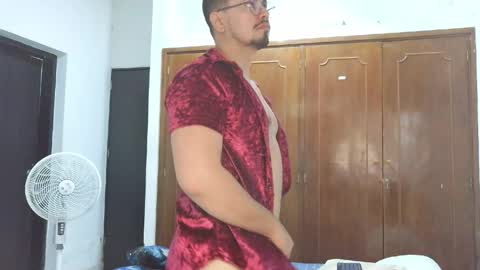 faryzuir online show from June 6, 1:28 pm