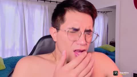 Johan online show from November 22, 4:39 pm