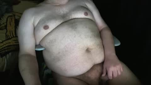 Snapshot of fatdaddycam chatting on October 15, 6:32 am Fat Daddy online show from October 15, 6:32 am