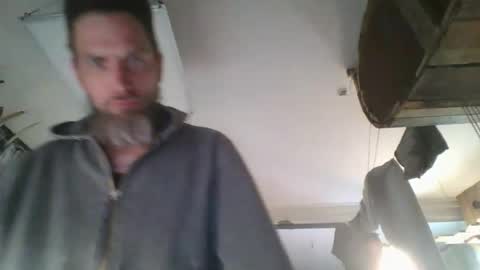 Snapshot of feelfemdom chatting on October 20, 9:51 pm feelfemdom online show from October 20, 9:51 pm