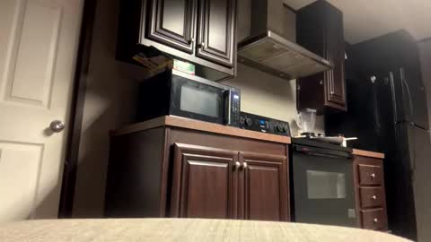 felipaofundora online show from November 8, 12:19 pm