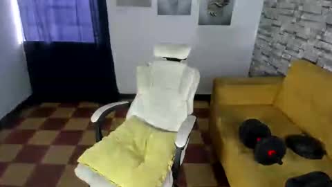 felipe colinss online show from February 8, 12:21 pm