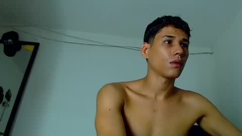 felipearango888 online show from June 27, 6:57 pm