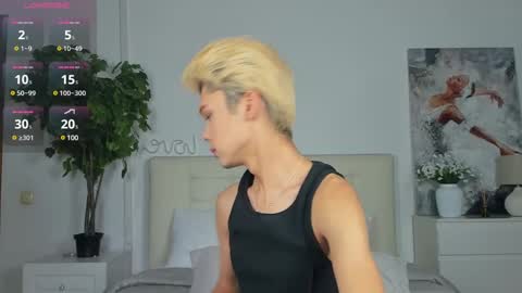 Felix online show from March 9, 10:41 pm