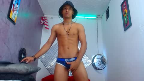 INSTA DAVID ESCOBARZ online show from February 9, 11:58 am