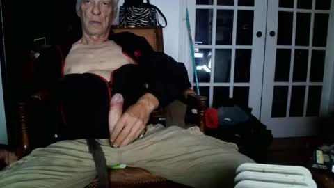 hungnsexy  online show from October 5, 6:17 am