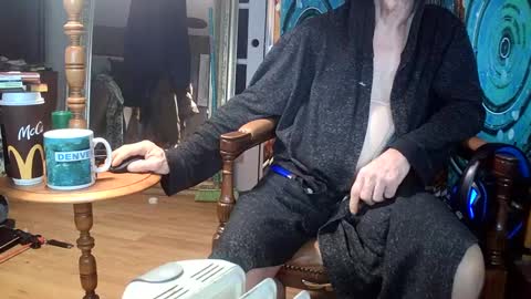 hungnsexy  online show from December 26, 9:47 pm
