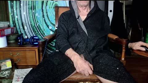 hungnsexy  online show from December 14, 5:36 pm