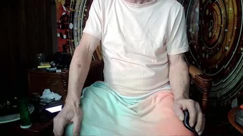 hungnsexy  online show from February 15, 5:28 pm