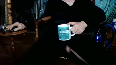hungnsexy  online show from December 25, 6:41 pm