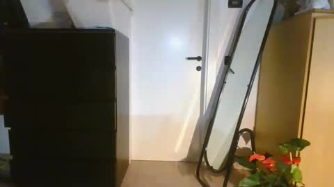 bigdwhiteboy online show from November 12, 1:50 pm