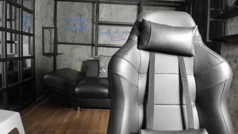 Noa online show from February 23, 1:02 pm