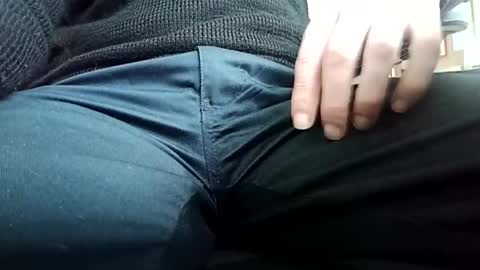 Snapshot of fifi010203 chatting on February 6, 10:26 am fifi010203 online show from February 6, 10:26 am