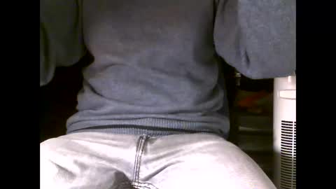 Snapshot of fifi010203 chatting on October 16, 5:04 am fifi010203 online show from October 16, 5:04 am