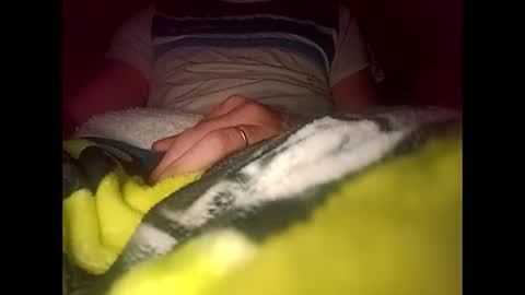 Snapshot of fifi010203 chatting on October 5, 5:55 am fifi010203 online show from October 5, 5:55 am