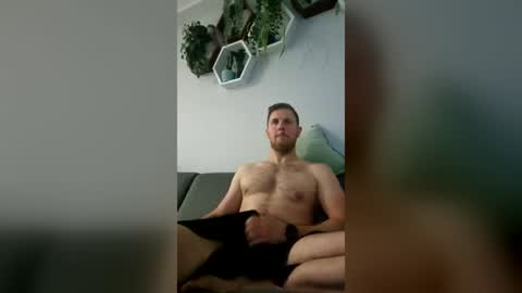 fiolkamil online show from June 16, 8:55 pm