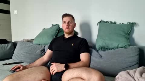 fiolkamil online show from March 11, 8:20 am