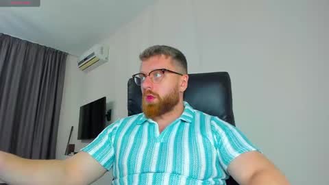 FindomGuyXXX online show from March 24, 1:05 pm