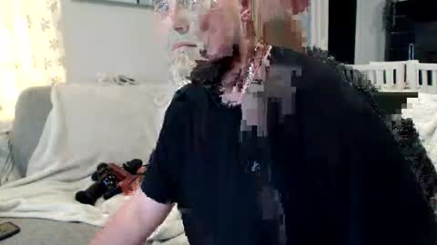 finland9009 online show from November 28, 2:08 pm