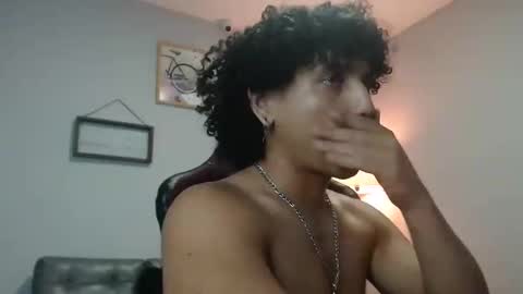 fire_boy69 online show from October 26, 11:18 pm