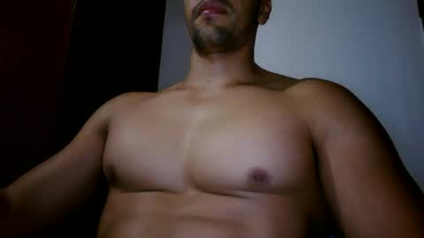 fitchestabs_69 online show from July 20, 9:16 pm