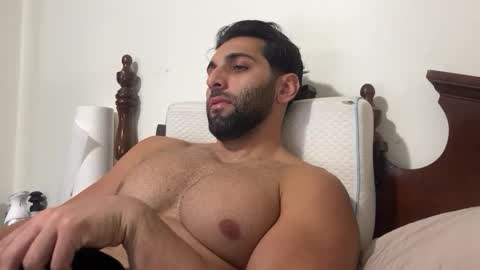 fitcurvyman4fun_69 online show from December 19, 7:44 pm