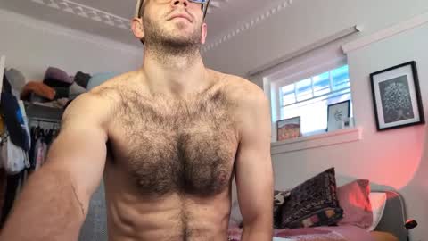fitfinn1 online show from May 6, 11:05 pm