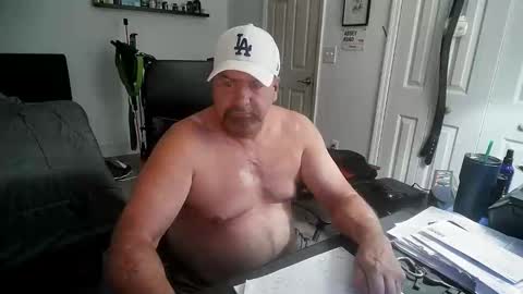 Florida guy online show from November 2, 5:01 am