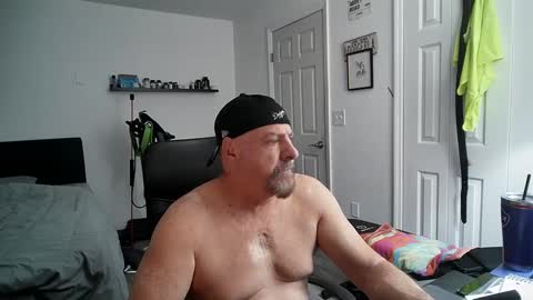 Florida guy online show from February 15, 6:23 am