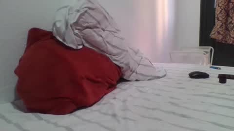 flylen online show from February 23, 6:31 pm