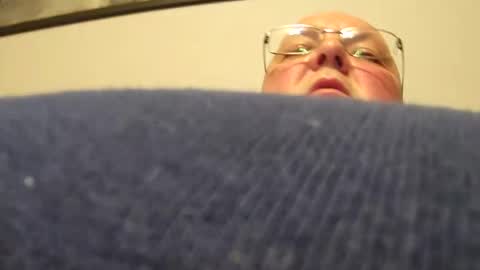 focusfuker online show from December 26, 11:57 pm