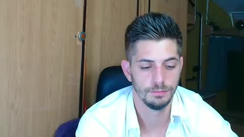 independent model online show from September 14, 7:38 pm