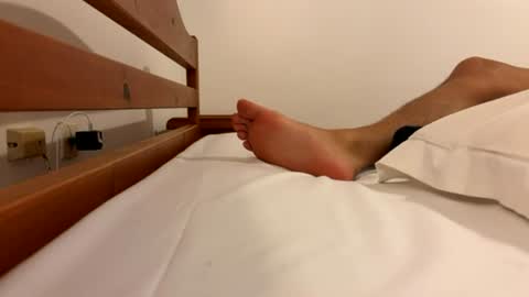 Ionlyshowfeet online show from July 19, 5:30 pm