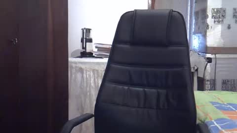 fortiori8 online show from December 14, 5:40 am