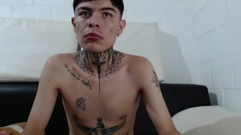 foxbadboy online show from May 28, 6:00 am