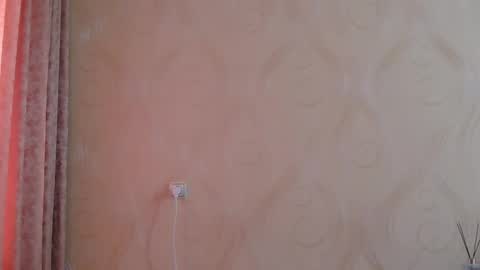 frame_tamer888 online show from May 31, 4:06 pm