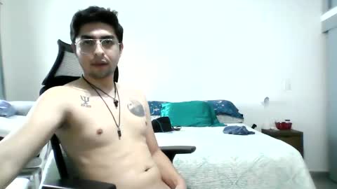 Snapshot of fran_boy chatting on September 30, 7:06 pm fran online show from September 30, 7:06 pm