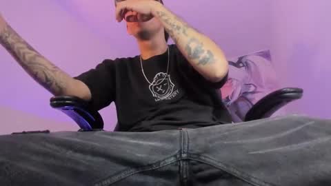 Fran online show from December 14, 3:57 am