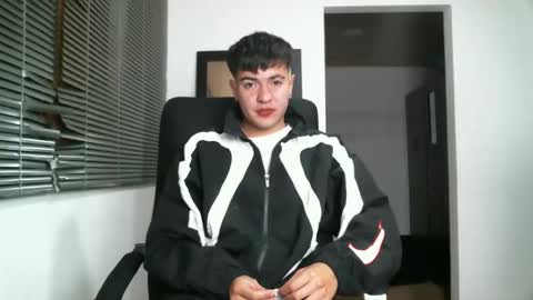 franccesco_699 online show from October 18, 12:26 am