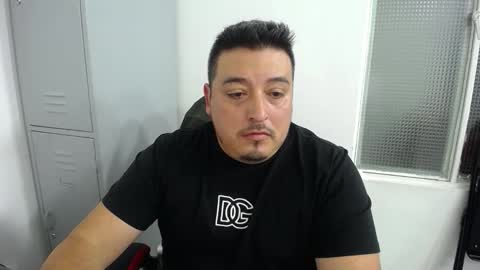 Juan online show from October 31, 11:52 pm