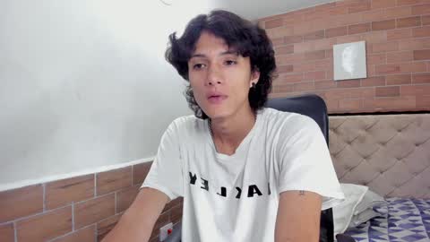   online show from January 22, 12:17 pm