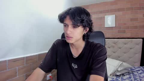   online show from January 16, 12:20 pm